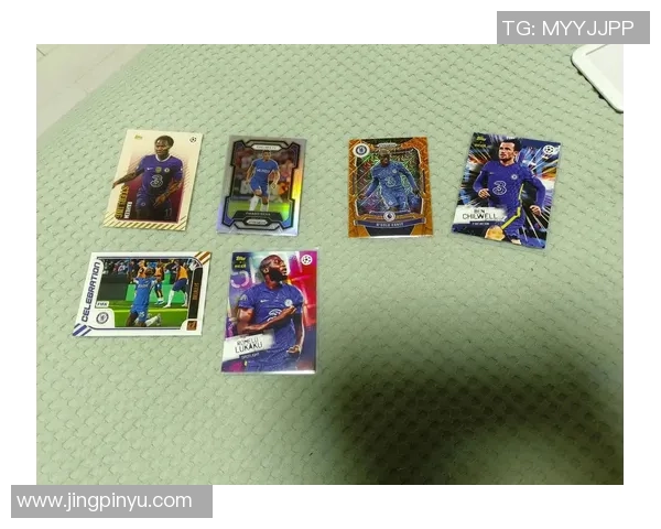 足球球星场下欢乐瞬间:他们的搞笑日常与亲民一面揭秘 足球球星场下欢乐瞬间:他们的搞笑日常与亲民一面揭秘