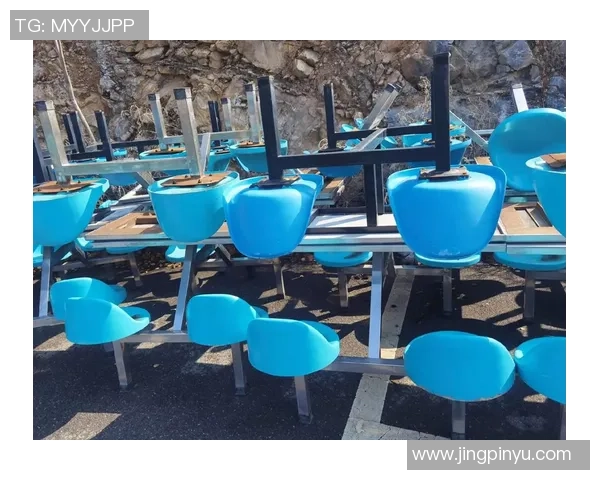 足球球星食堂趣味大揭秘：笑料不断，盘点他们的奇葩餐桌故事